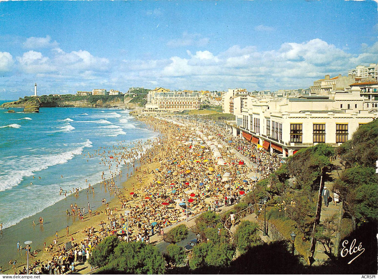 BIARRITZ La Grande Plage Le Casino Municipal L Hotel Du Palais Au Fond Le Phare 23(scan Recto-verso) MA2072 - Biarritz