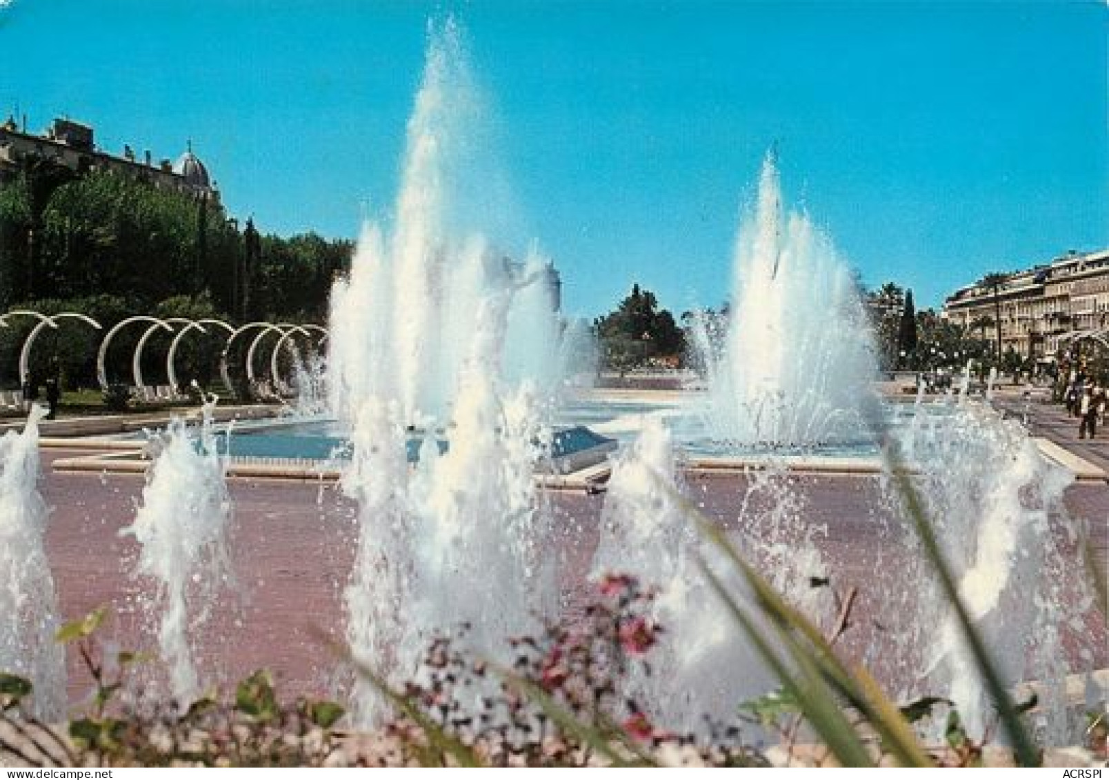 NICE Les Fontaines Des Nouveaux Jardins Esplanade Du PAILLON   25   (scan Recto-verso)MA2068Ter - Parcs Et Jardins