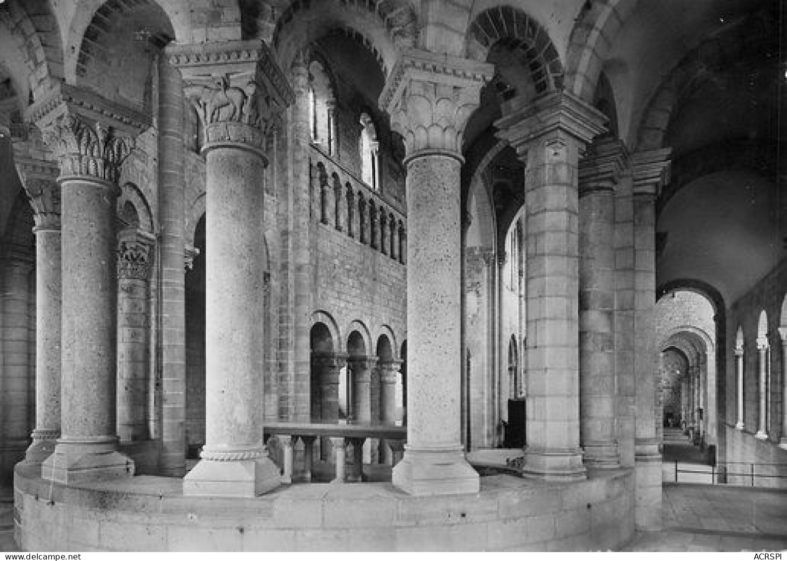 Saint-Benoît-sur-Loire L'abbaye  Interieur De La Basilique    56  (scan Recto-verso)MA2064Ter - Other & Unclassified