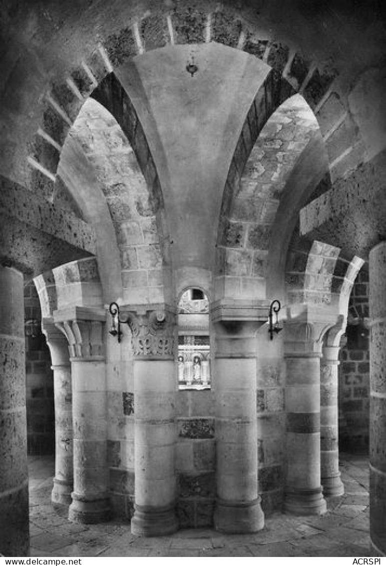 Saint-Benoît-sur-Loire   Basilique  Le MARTYRIUM   51  (scan Recto-verso)MA2064Ter - Altri & Non Classificati
