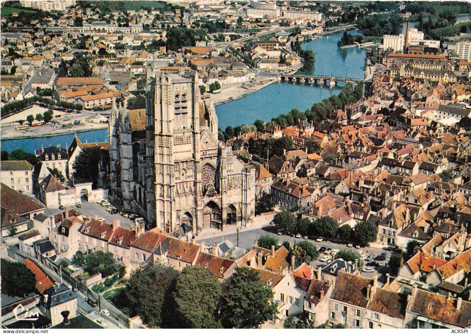 AUXERRE La Cathedrale Vue Aerienne La Cathedrale St Etienne 27(scan Recto-verso) MA2075 - Auxerre