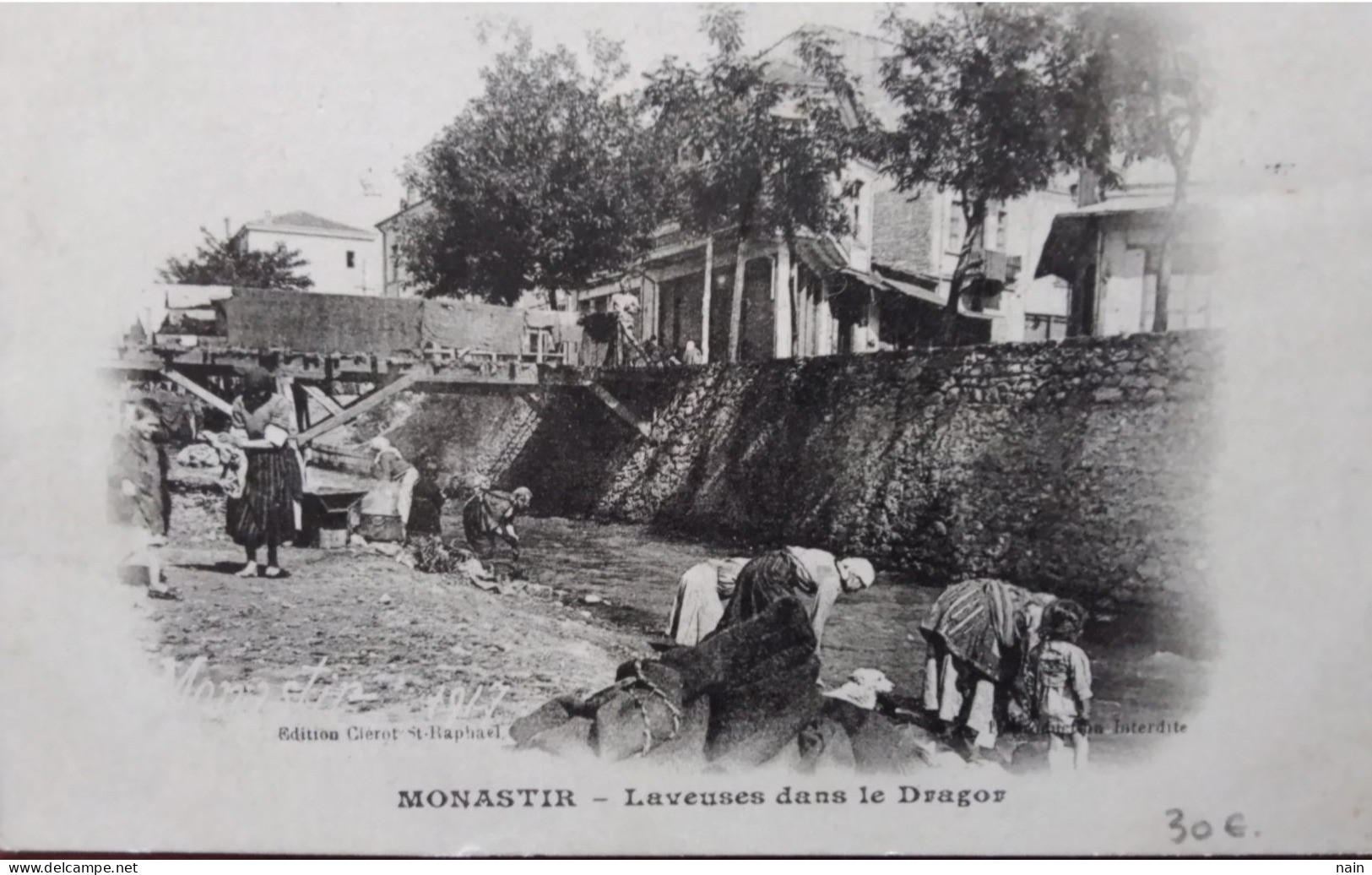 TUNISIE - MONASTIR - " LAVEUSES DA S LE DRAGOR " - BELLE CARTE . - Tunesien