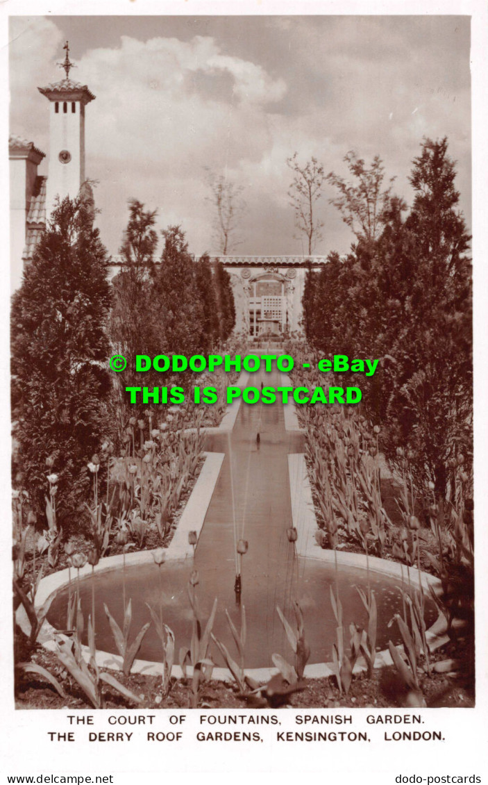 R540977 London. The Court Of Fountains. Spanish Garden. Derry And Toms. D. F. An - Other & Unclassified
