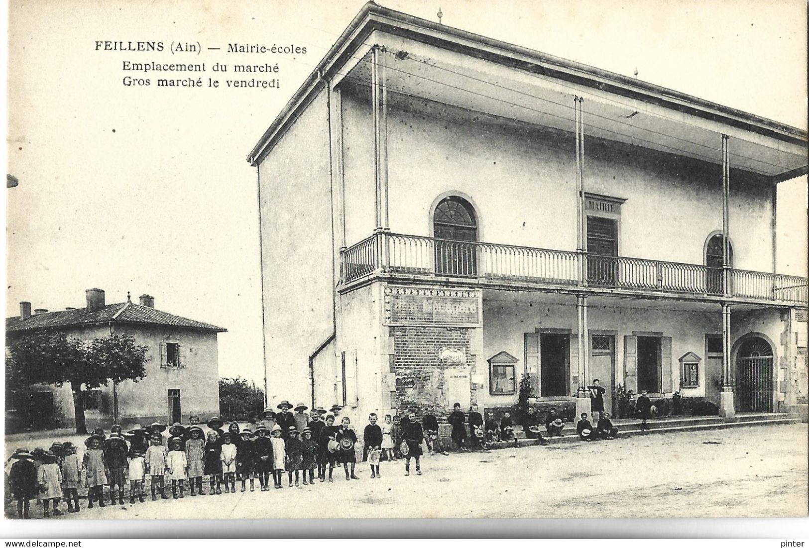 FEILLENS - Mairie-Ecoles - Emplacement Du Marché - Non Classificati