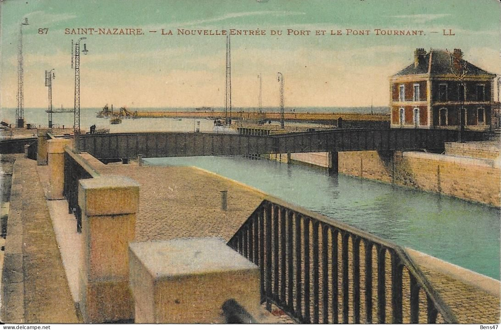 44 Saint Nazaire La Nouvelle Entrée Du Pont Et Le Pont Tournant - Other & Unclassified