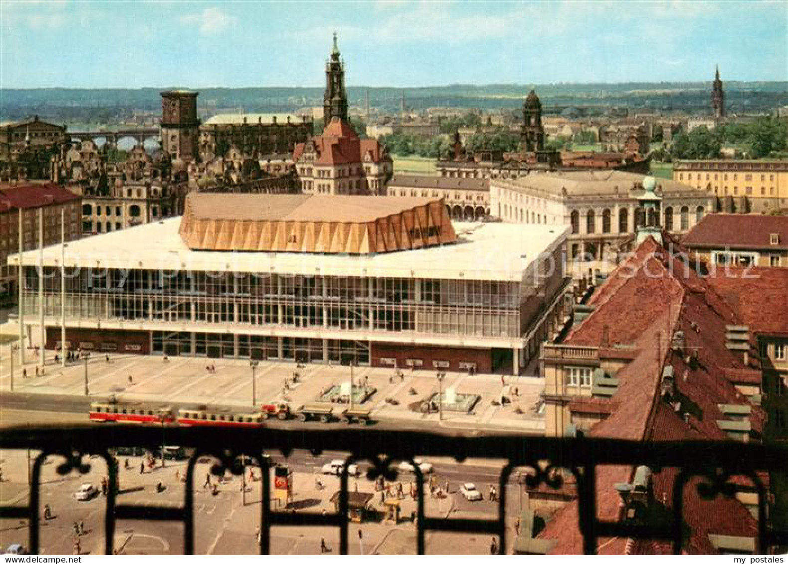 73746392 Dresden Blick Von Der Kreuzkirche Zum Kulturpalast Dresden - Dresden