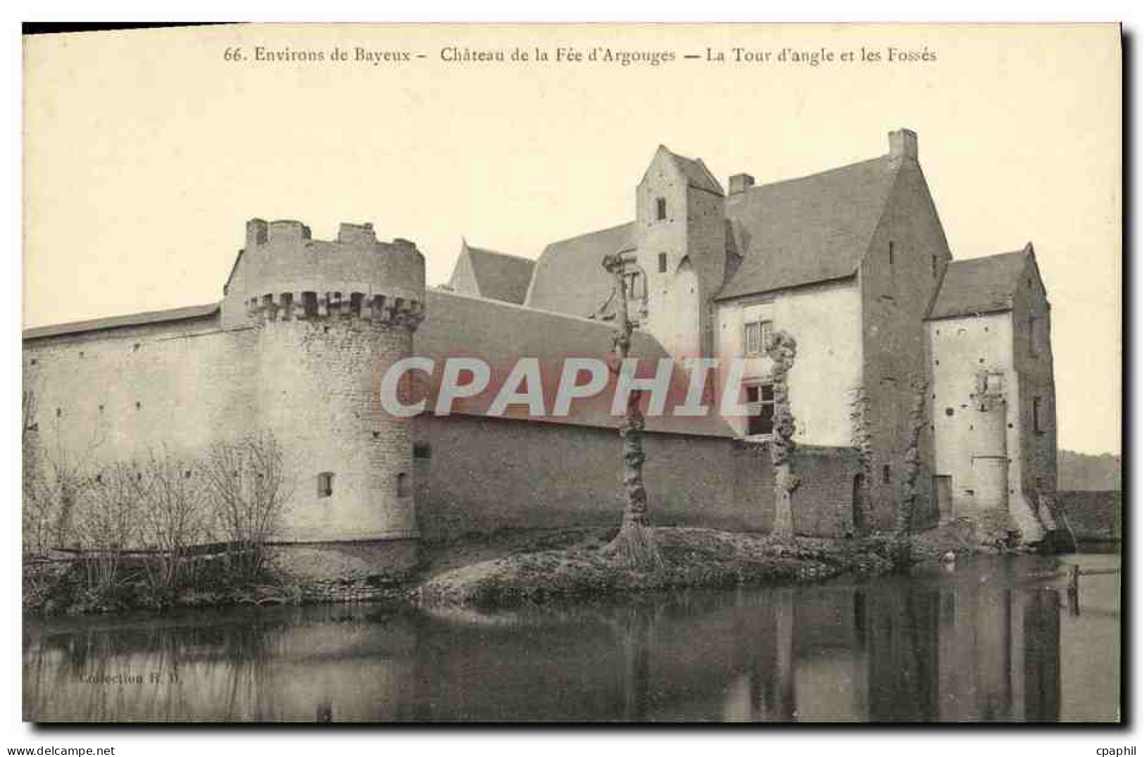 CPA Environs Bayeux Chateau De La Fee D Argouges La Tour D Angle Et Les Fosses - Autres & Non Classés