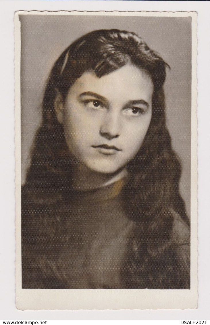 Girl, Pretty Young Woman With Long Hair, Cheveux Longs, Portrait, Vintage Orig Photo 8.4x13.6cm. (331) - Personnes Anonymes