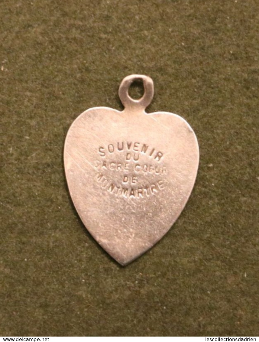 Médaille religieuse en argent souvenir du Sacré Coeur de Montmartre - silver medal