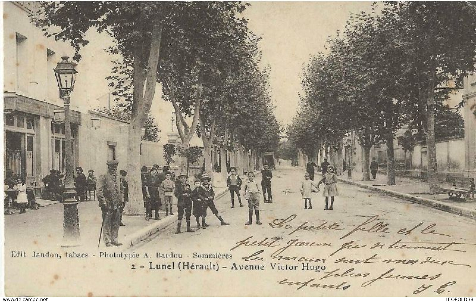 LUNEL Avenue Victor Hugo - Lunel