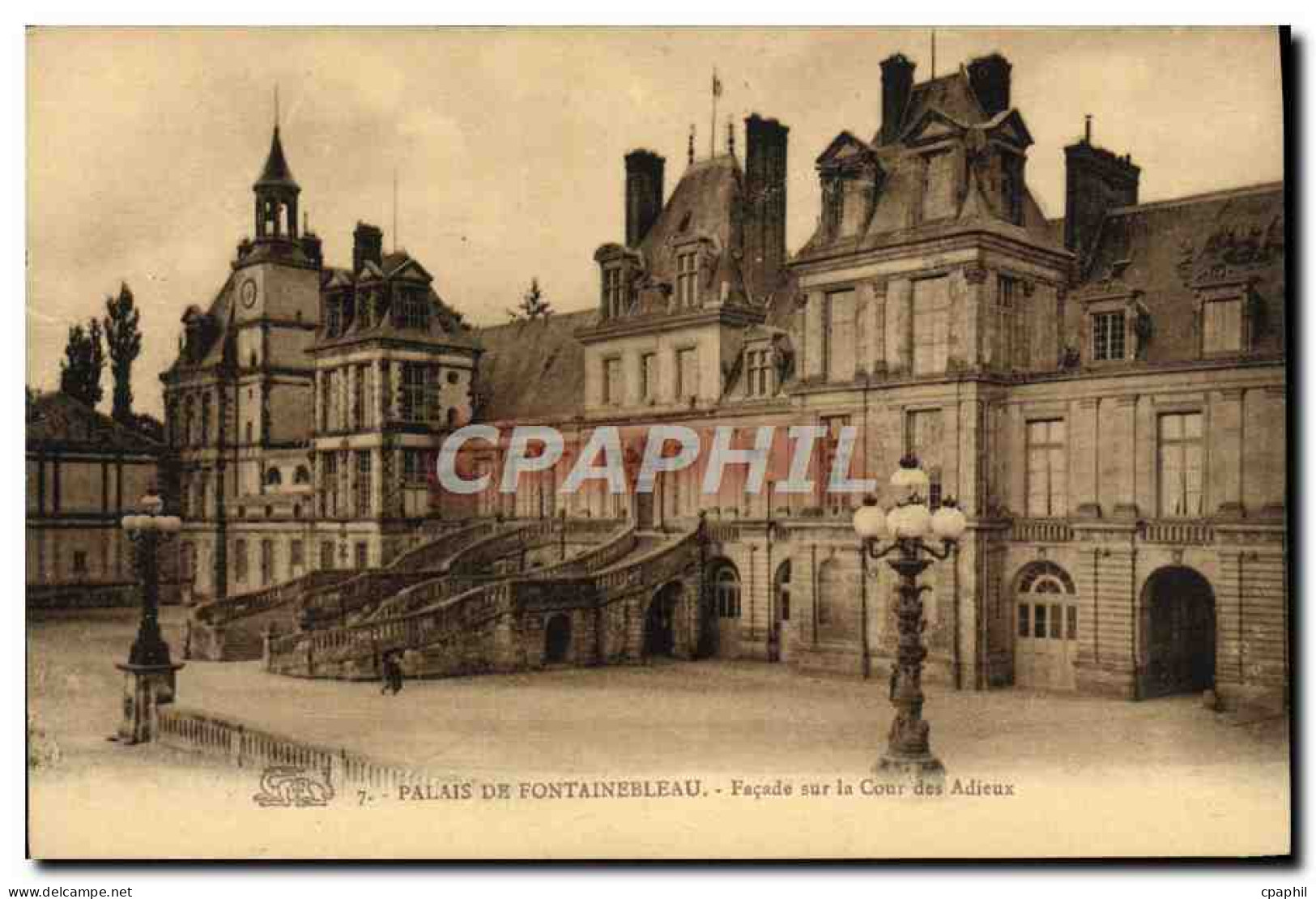 CPA Palais De Fontainebleau Facade Sur La Cour Des Adieux - Fontainebleau
