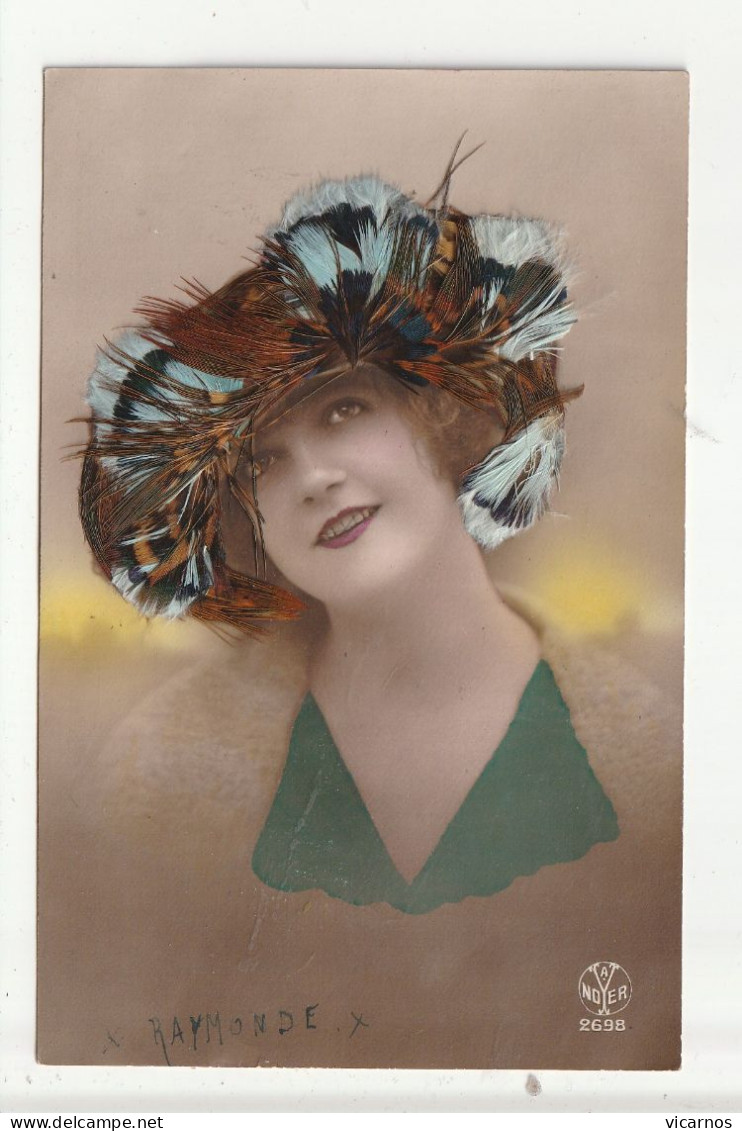 CP FEMME PORTRAIT Chapeau Avec Vraie Plumes - Femmes