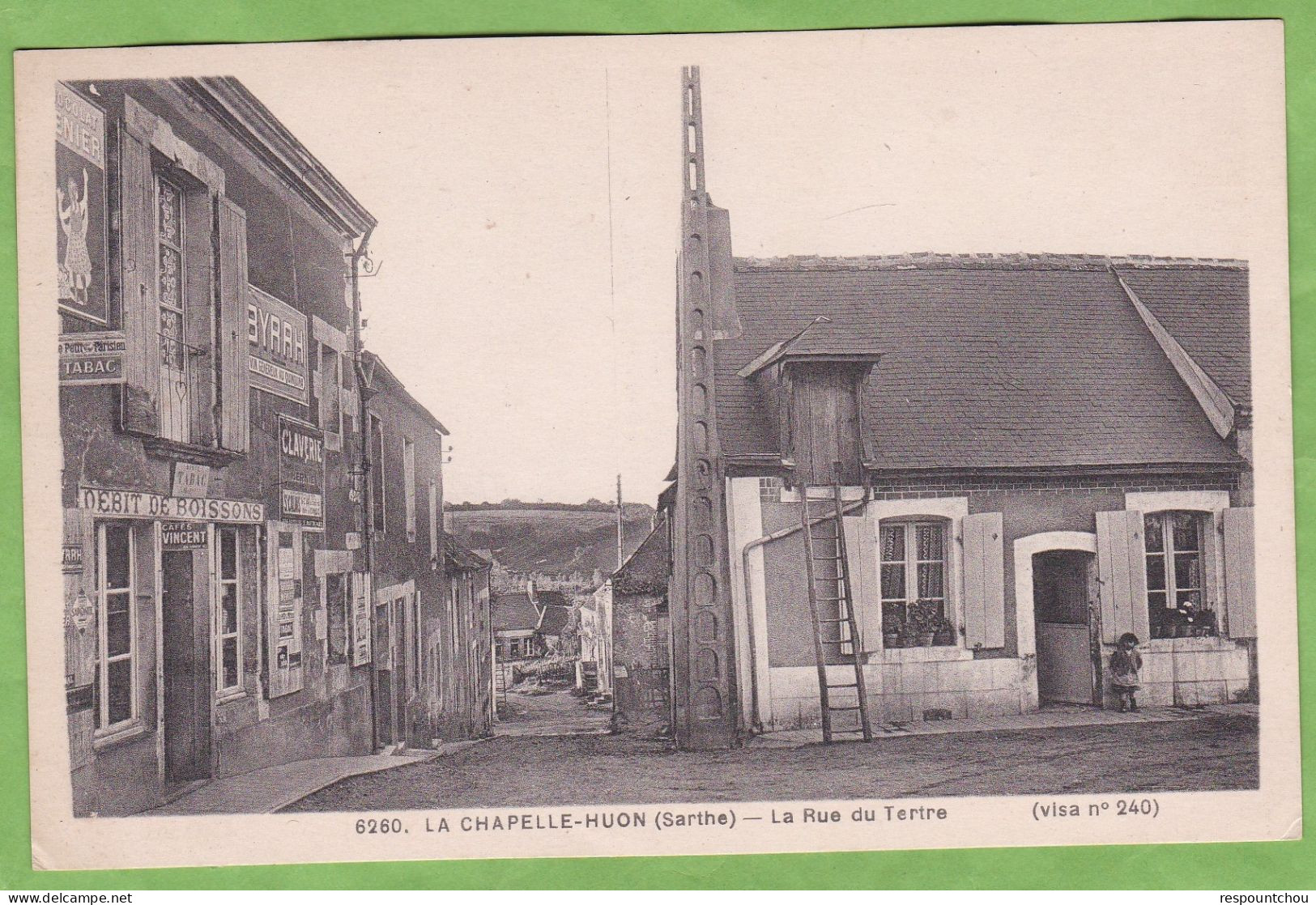 Belle CPA LA CHAPELLE HUON La Rue Du Tertre Bar Tabac 72 Sarthe Affiche - Other & Unclassified