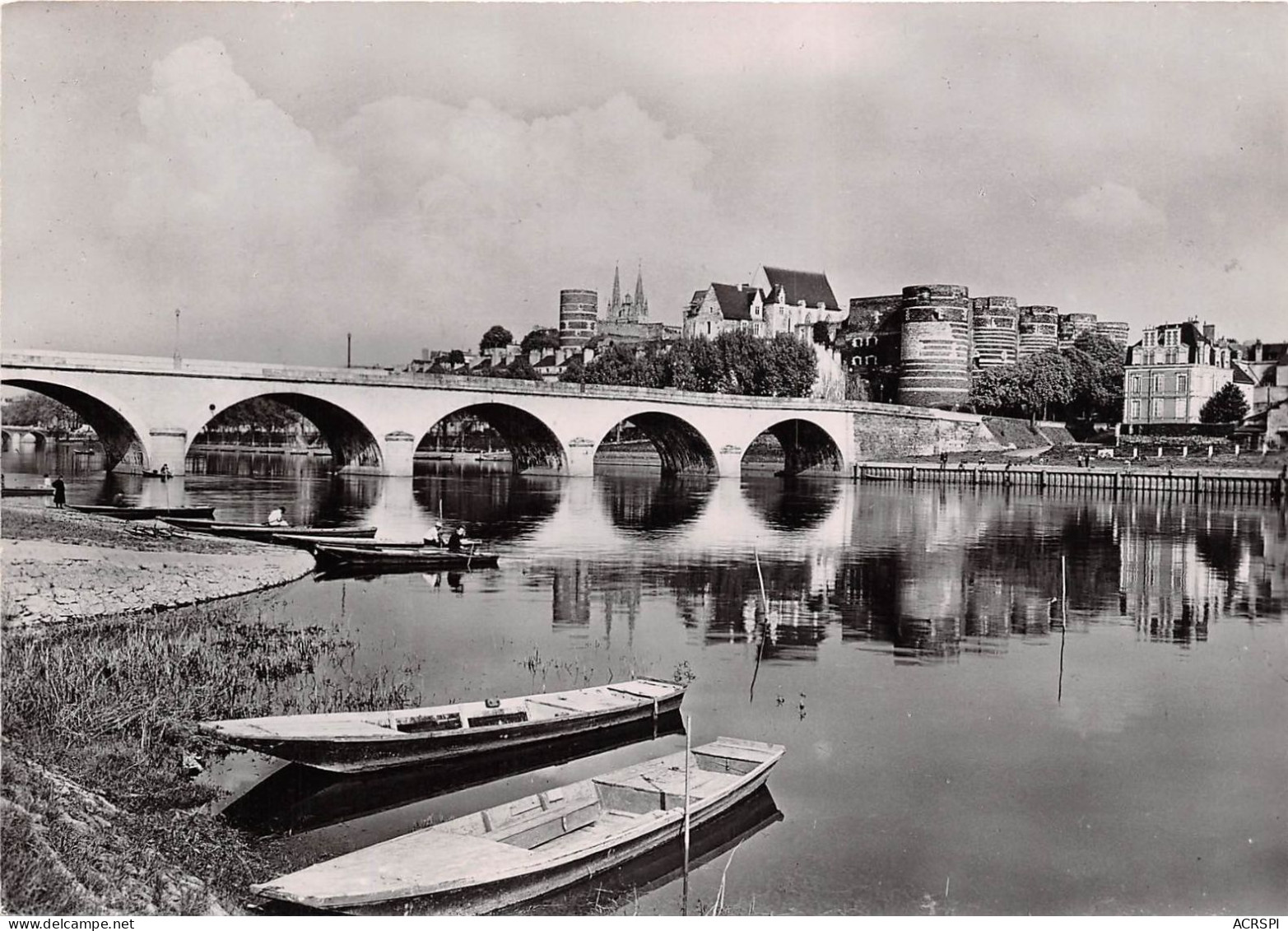 ANGERS La Maine Le Chateau Et Le Pont De La Basse Chaine 25(scan Recto-verso) MA2103 - Angers