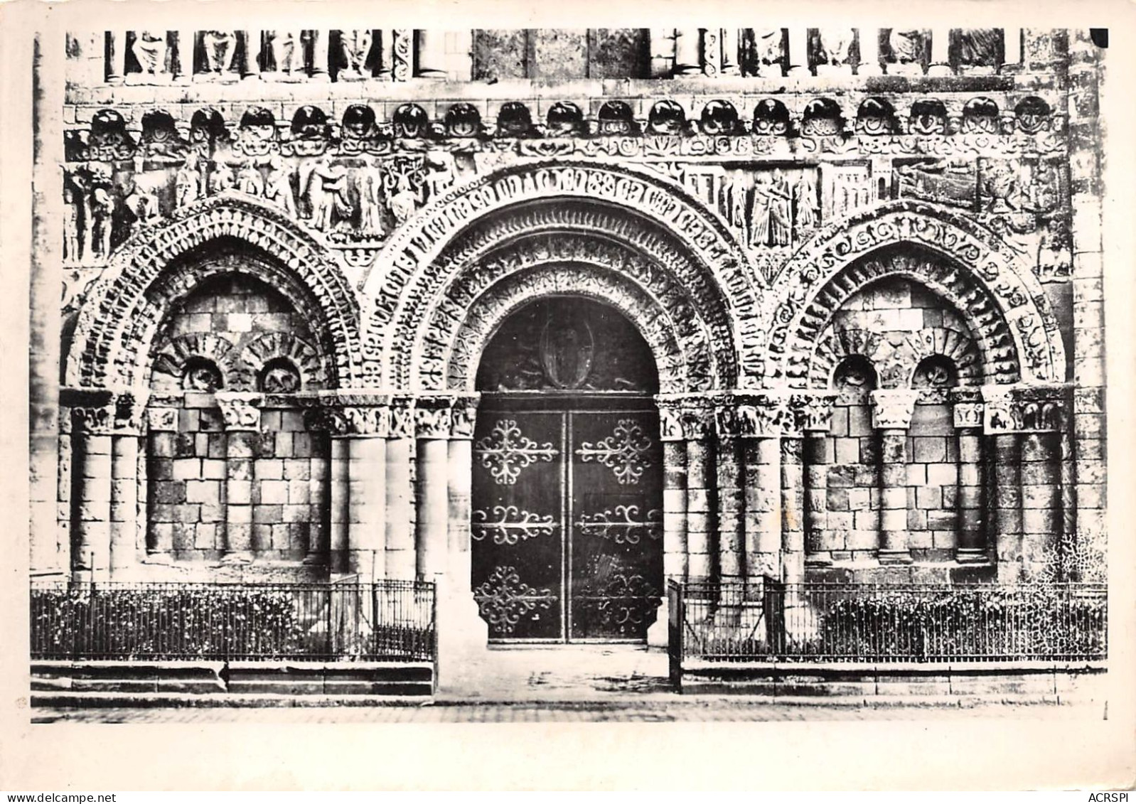POITIERS Eglise Notre Dame La Grande Portail Roman Details De La Facade 30(scan Recto-verso) MA2121 - Poitiers