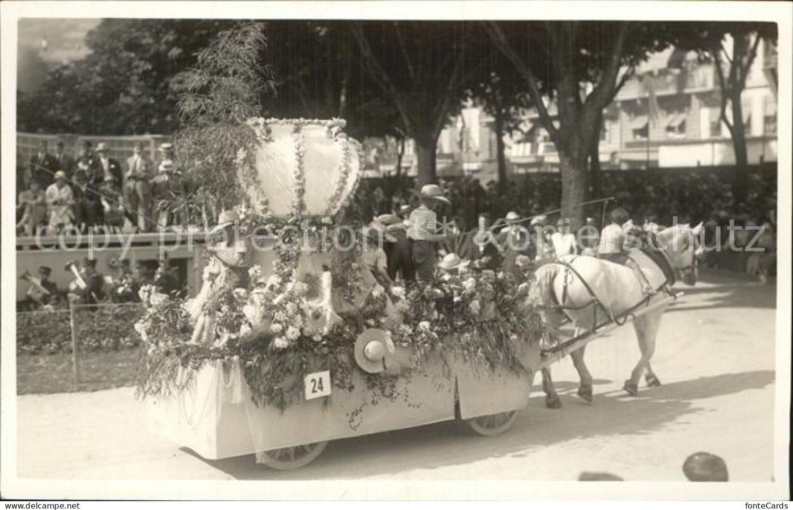 12524881 Montreux VD Fetes Des Narcisses Montreux - Autres & Non Classés