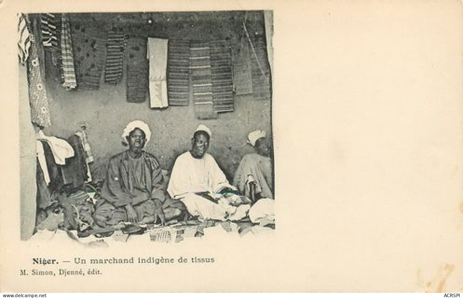 NIGER  Un Marchand Indigène De Tissus Edition Djenné   Carte Vierge   24  (scan Recto-verso)MA2114Bis - Níger