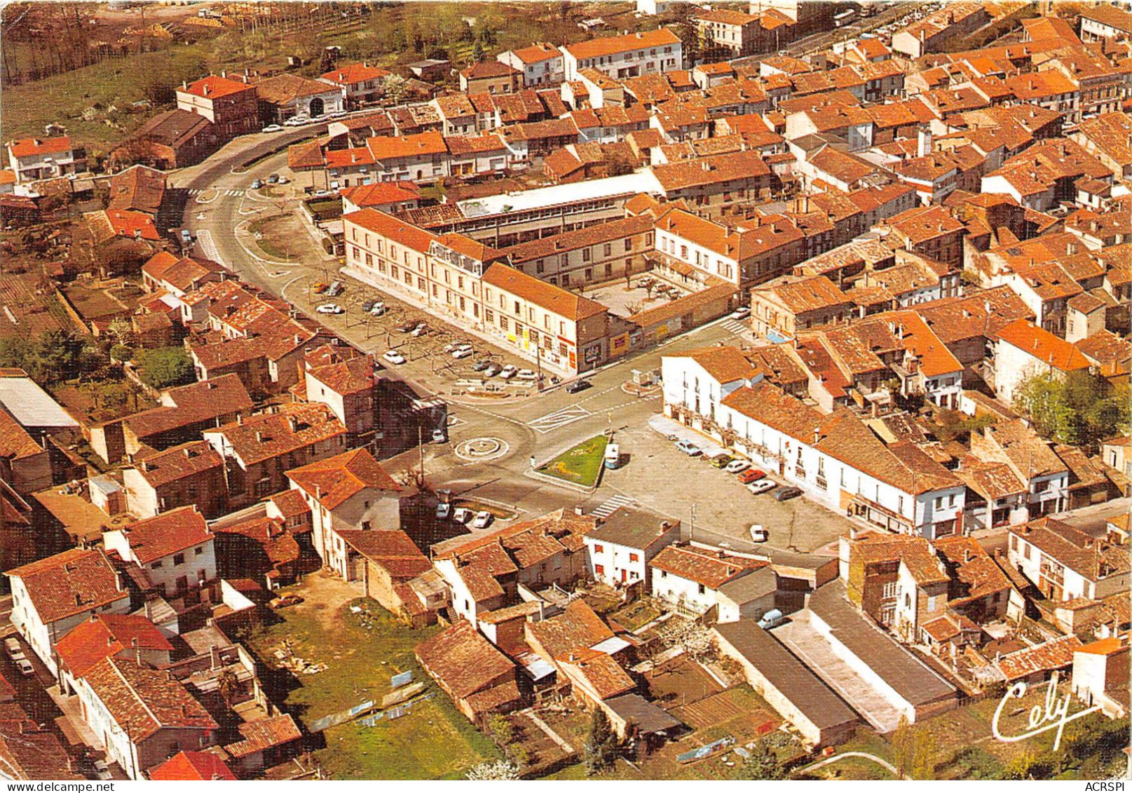 CASTELLSARRASIN Vue Generale Porte De Toulouse Place O Sarraut 11(scan Recto-verso) MA2127 - Castelsarrasin