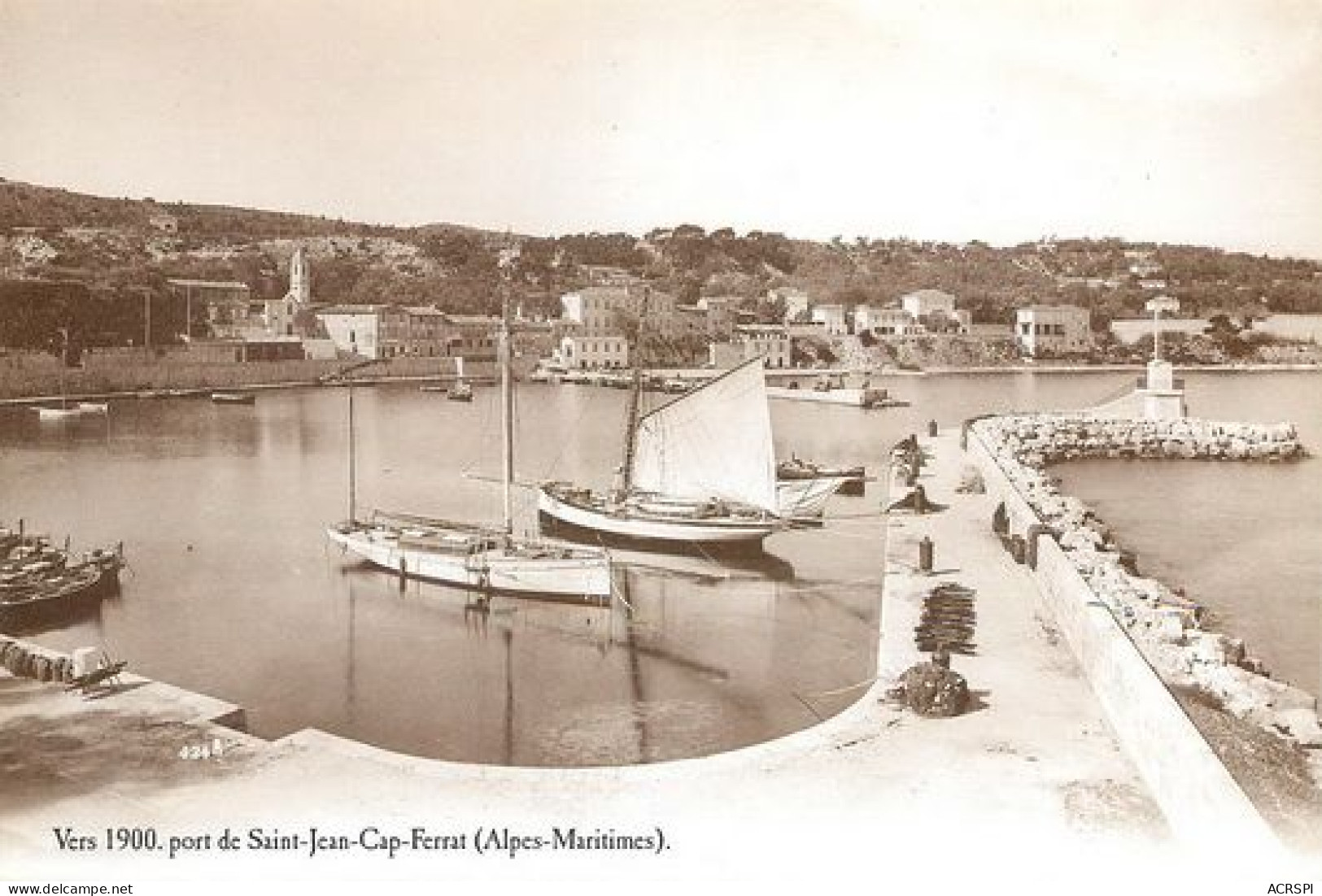 SAINT JEAN CAP FERRAT  Bateaux à Quai    édition Atlas 1986  Cliché Roger Viollet 43 (scan Recto-verso)MA2144Bis - Saint-Jean-Cap-Ferrat