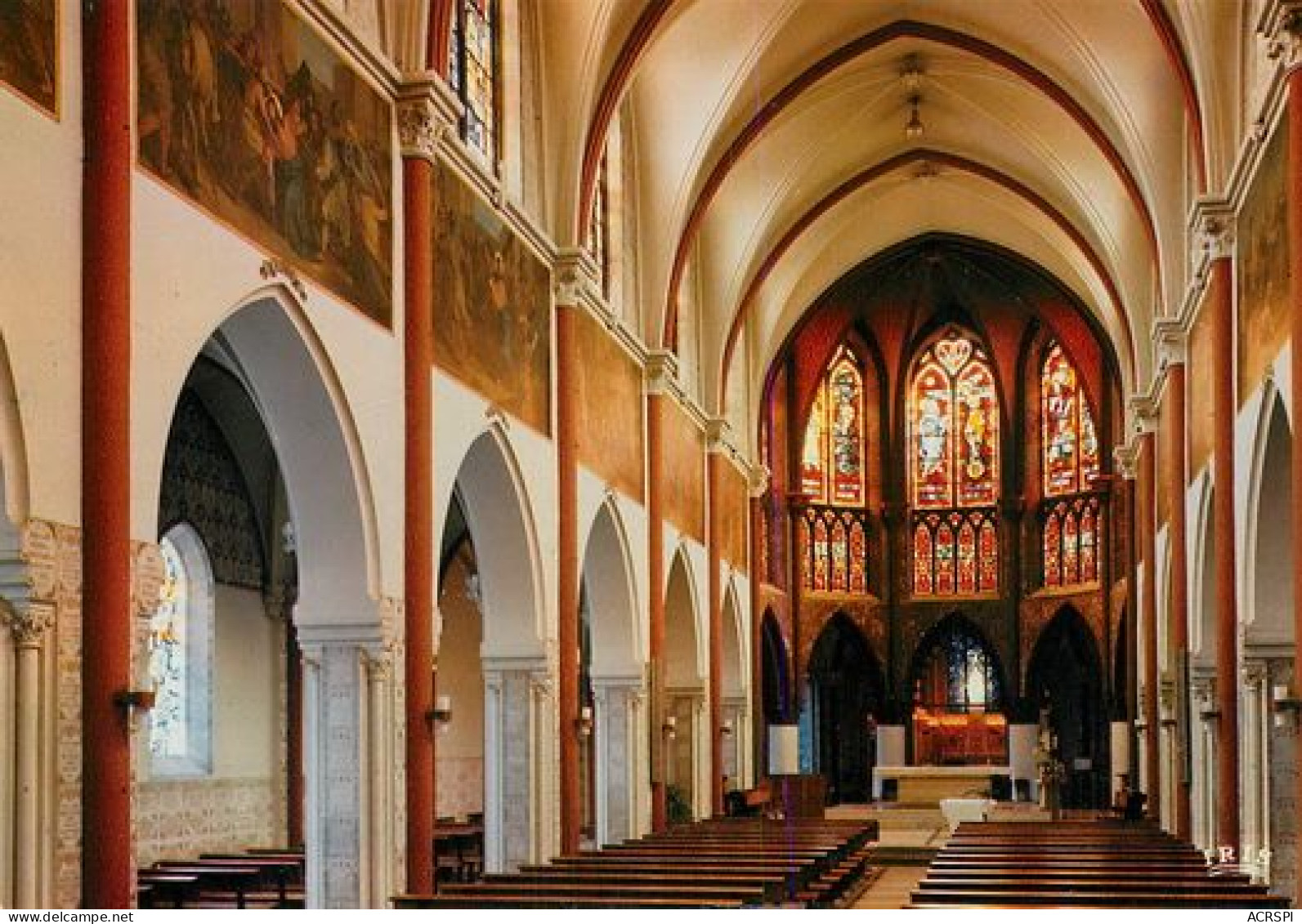 ISSOUDUN   Intérieur De La Basilique 31   (scan Recto-verso)MA2168Bis - Issoudun