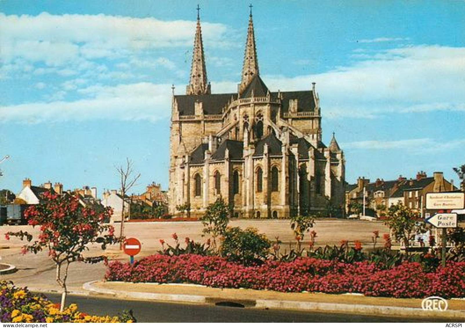 CHATEAUROUX  Indre  La Place Voltaire  4   (scan Recto-verso)MA2168Bis - Chateauroux