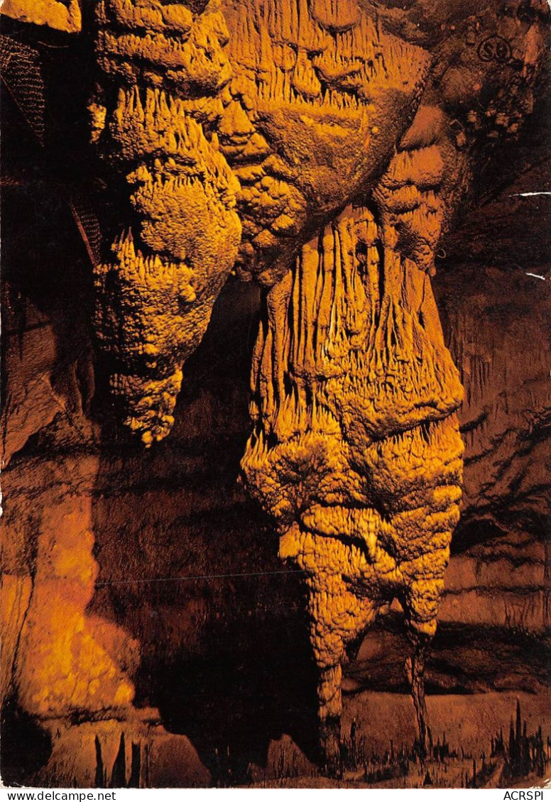 Grotte D Osselle A 20 Km De Besancon Colonnes De La Fidelite 15(scan Recto-verso) MA2162 - Besancon