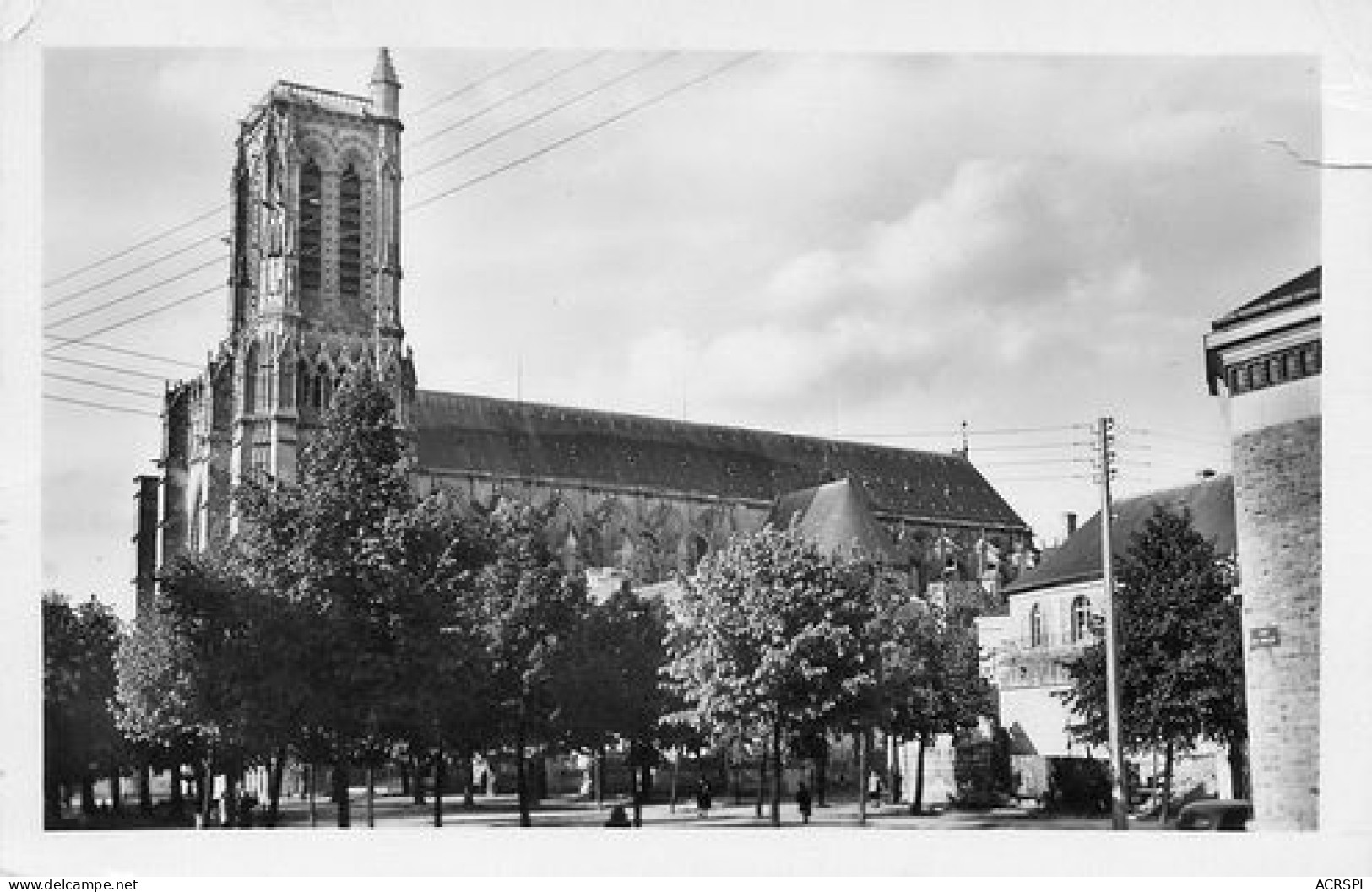 SOISSONS La Cathedrale 23   (scan Recto-verso)MA2178Bis - Soissons