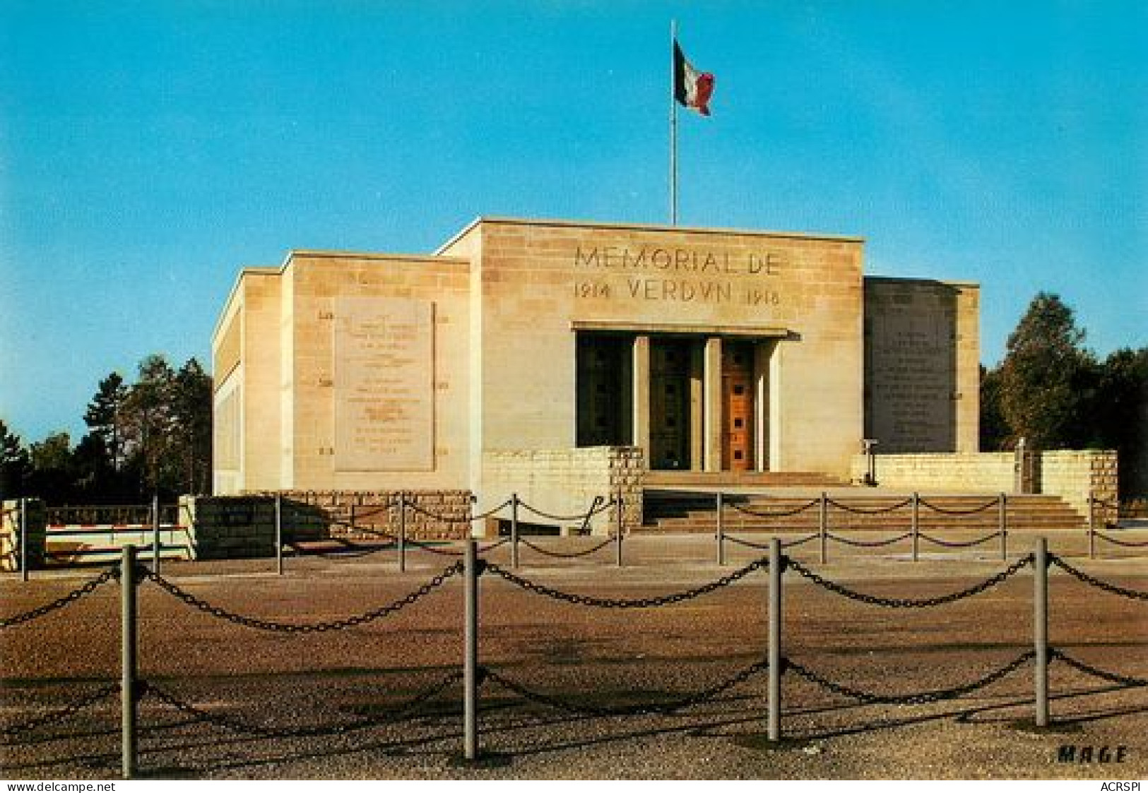 VERDUN  FLEURY Devant  Douaumont   Le Mémorial  2   (scan Recto-verso)MA2178Bis - Verdun