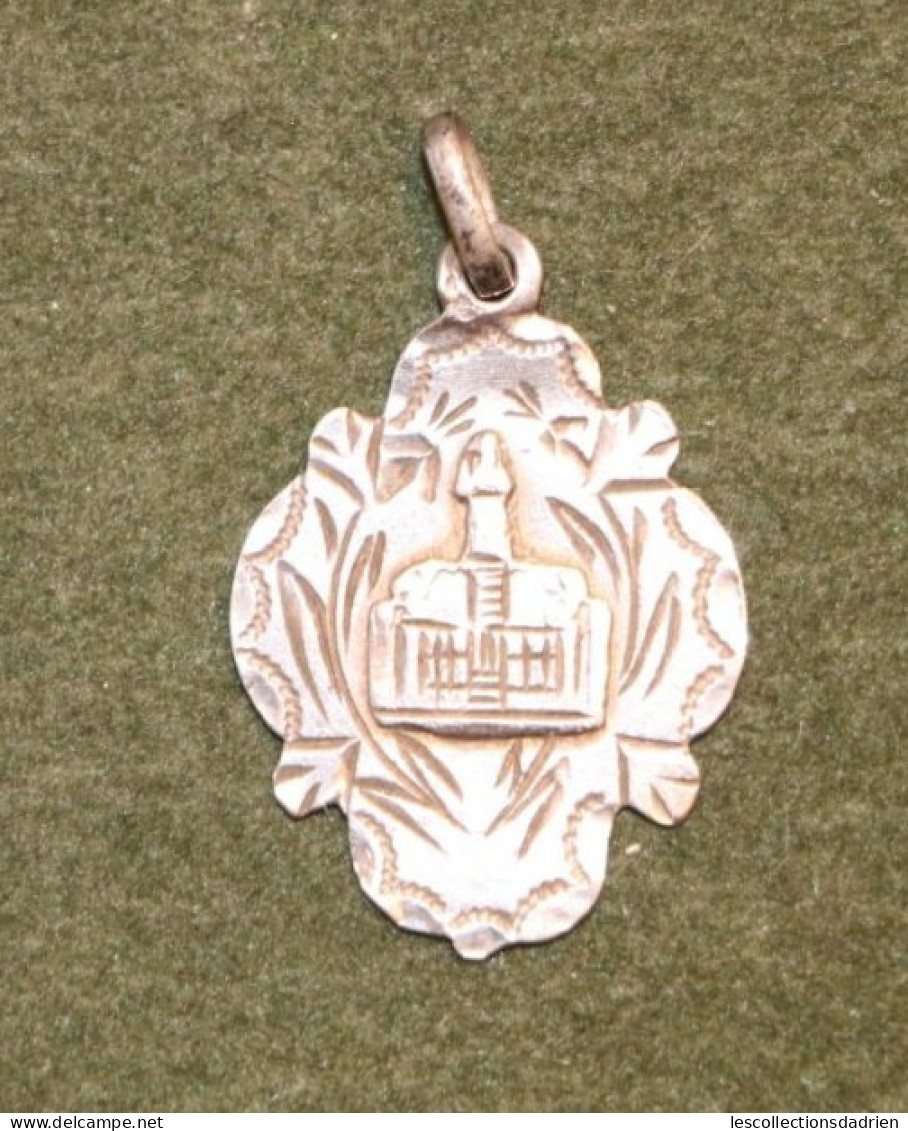 Médaille Religieuse En Argent Saint Walfroy  - Silver Religious Medal  Souvenir - Religion & Esotérisme