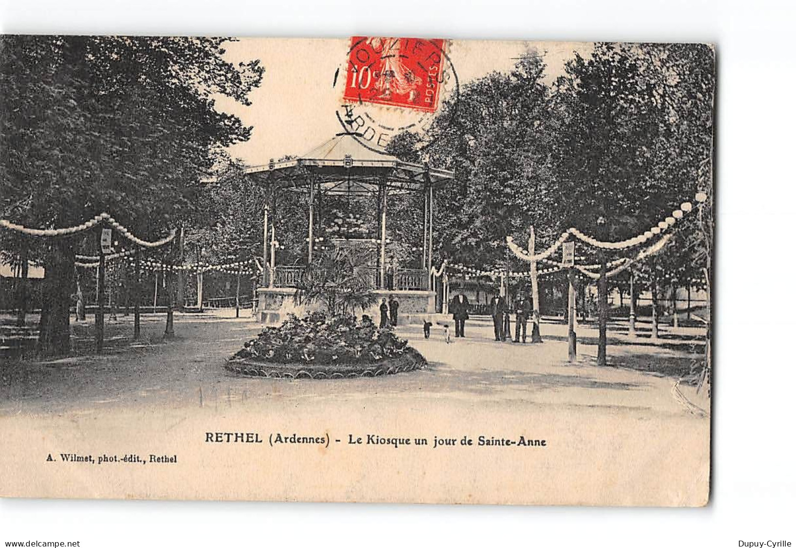 RETHEL - Le Kiosque Un Jour De Sainte Anne - état - Rethel