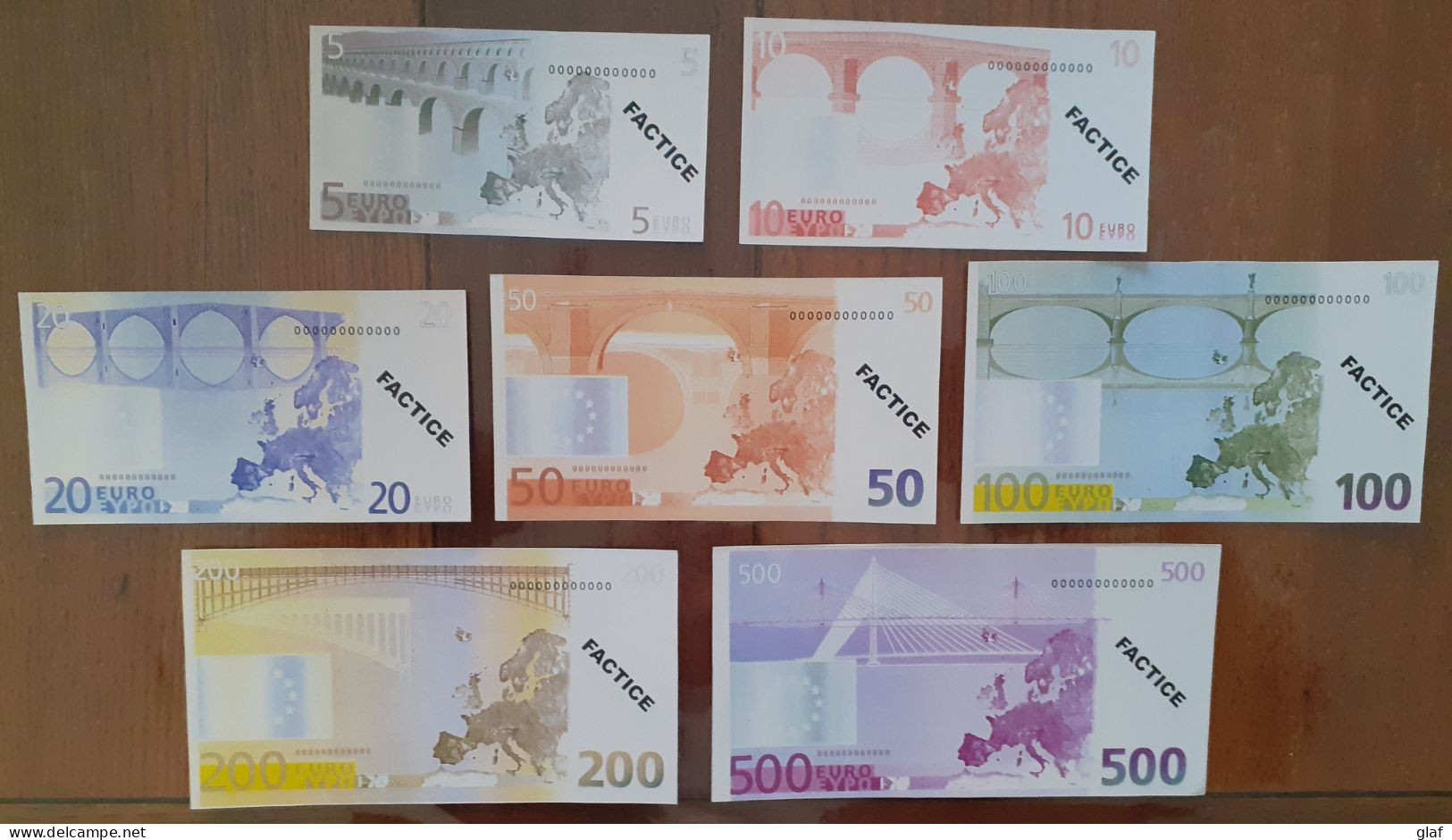 Série De Billets En Euros "factice" Du 5 Au 500 (émis Pour L’information Lors Du Passage à L’euro (imprimés Sur Carton) - Andere & Zonder Classificatie