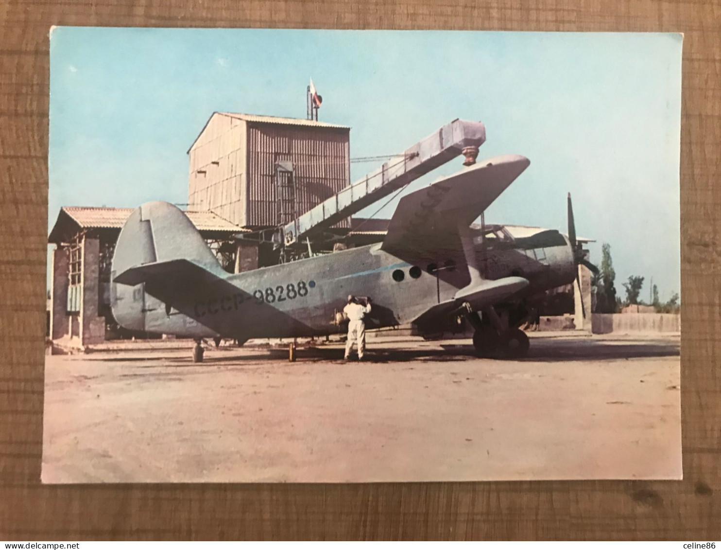An AN-2 Being Loaded With Pesticides - 1946-....: Modern Era