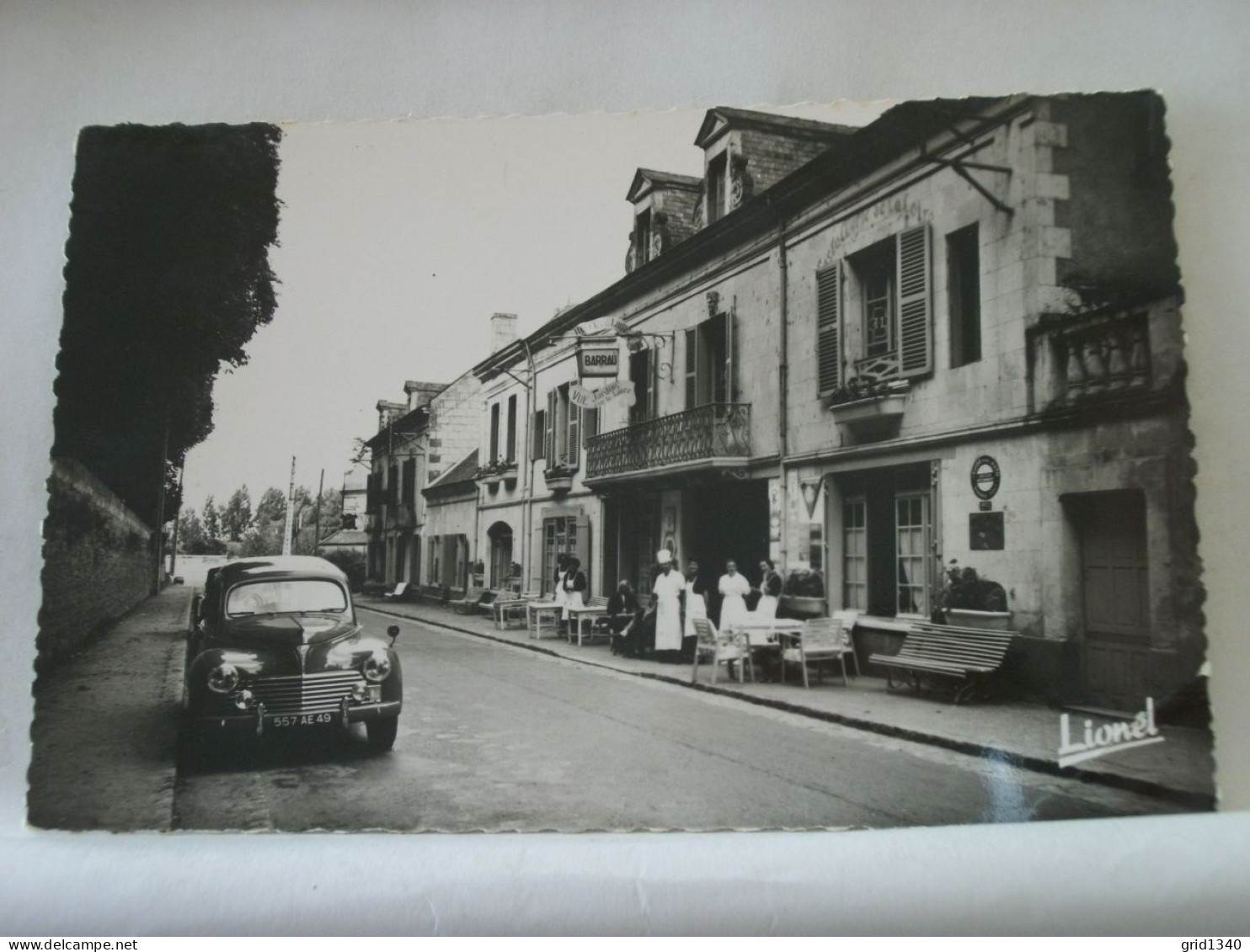 49 7988 CPSM PM 1961 - 49 GENNES SUR LOIRE - HOTEL RESTAURANT DE LA LOIRE - ANIMATION. AUTO. - Andere & Zonder Classificatie