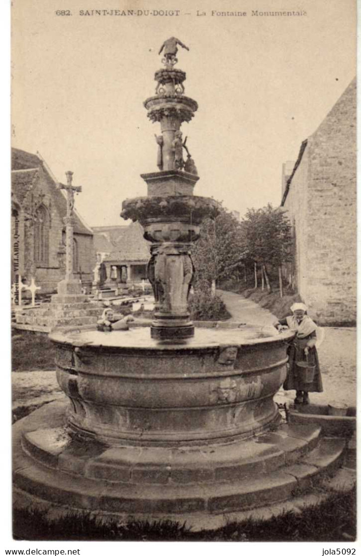 29 / SAINT-JEAN-DU-DOIGT - La Fontaine Monumentale - Saint-Jean-du-Doigt