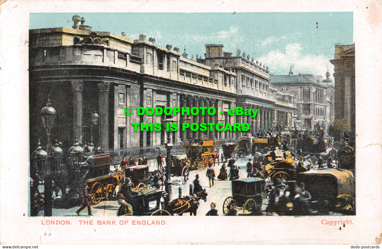 R542690 London. The Bank Of England. Postcard - Autres & Non Classés