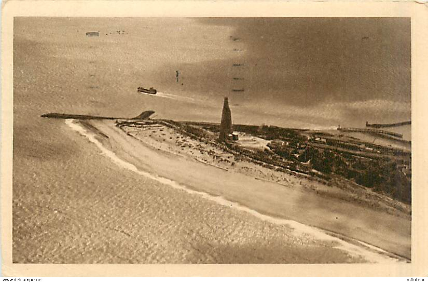 33* POINTE DE GRAVE  Memorial Americain          MA90,1056 - Autres & Non Classés