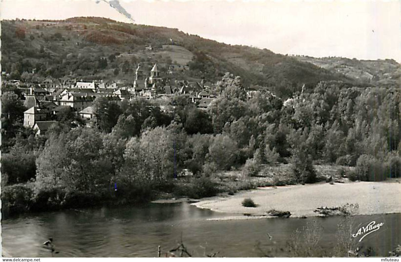 19* BEAULIEU SUR DORDOGNE  CPSM (petit Format)                 MA91-0452 - Sonstige & Ohne Zuordnung