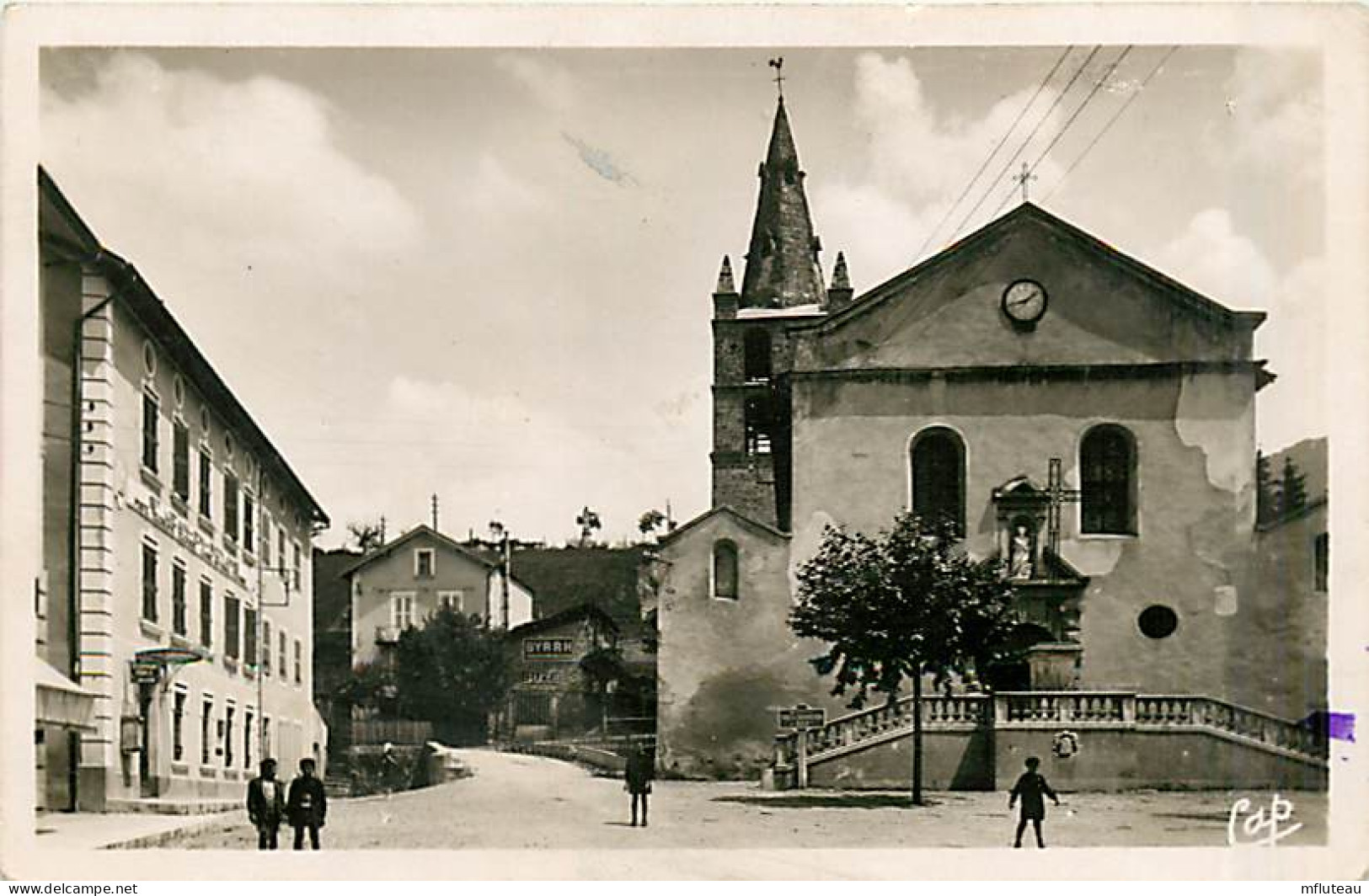 26* ST JEAN EN ROYANS   Eglise  CPSM (petit Format)               MA91-1153 - Altri & Non Classificati