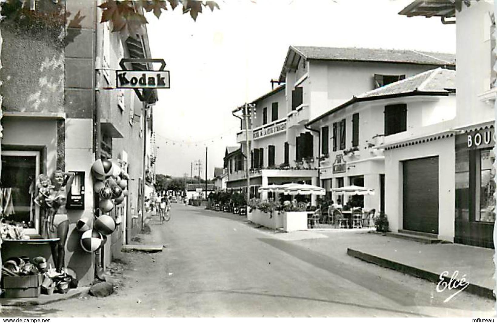 40* VIEUX BOUCAU  Rue Principale   (CPSM Petit Format)    MA92,1371 - Vieux Boucau