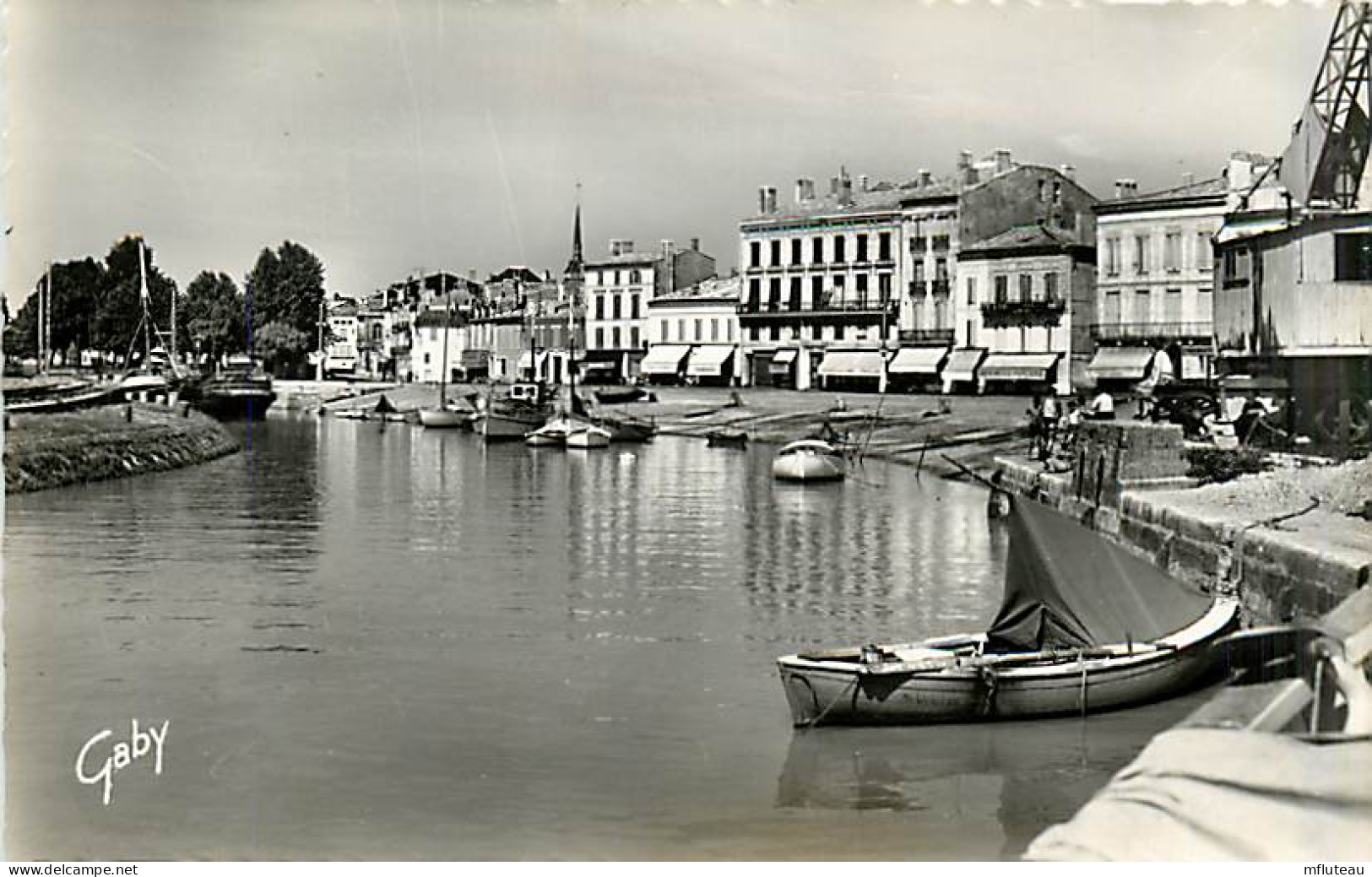 33* BLAYE   Port   (CPSM Petit Format)    MA92,1003 - Blaye