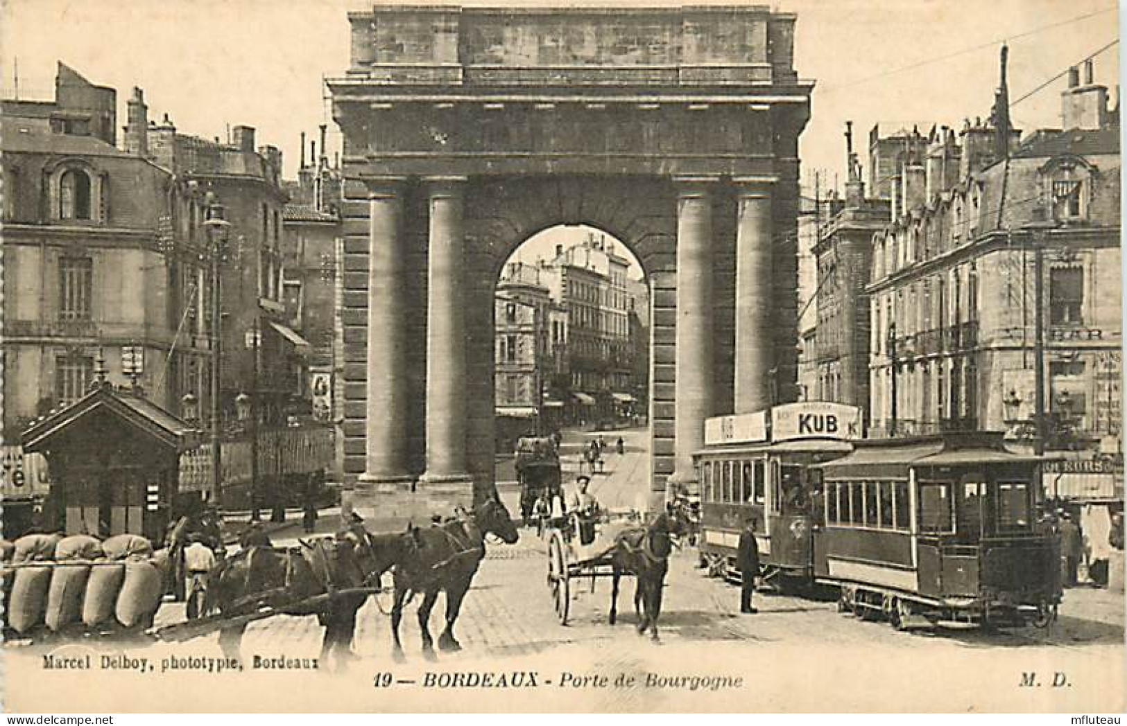 33* BORDEAUX  Porte De Bourgogne    MA92,0944 - Bordeaux