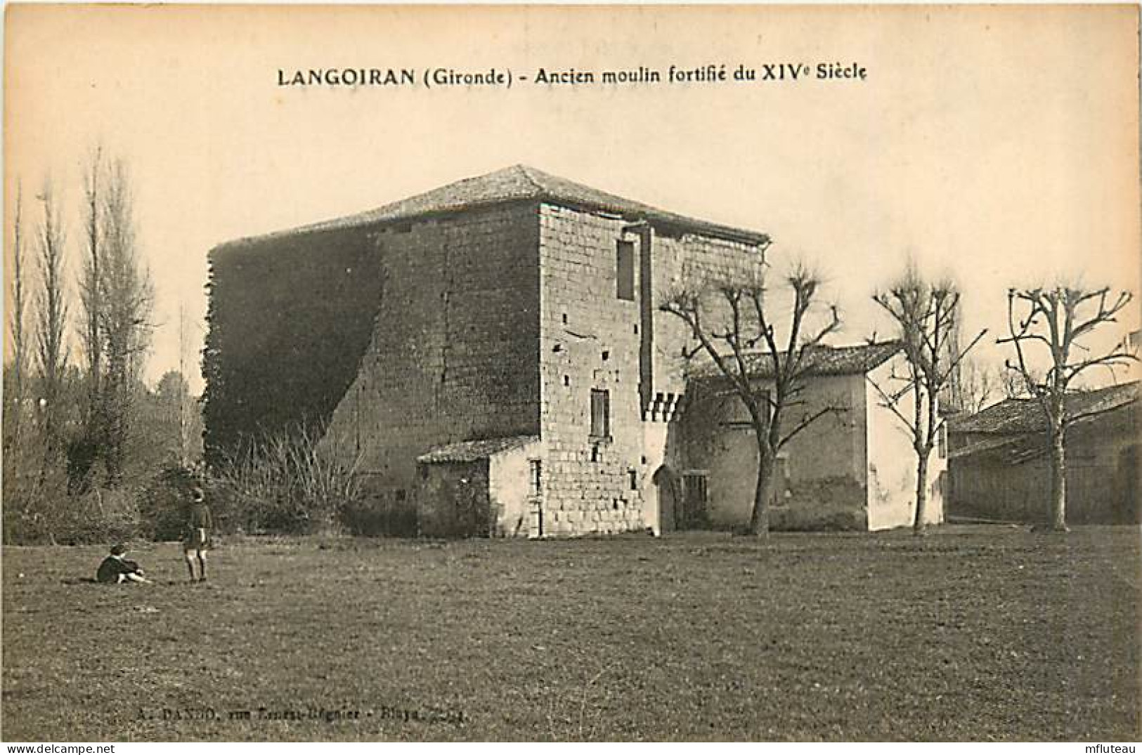 33* LANGOIRAN   Moulin Fortifie    MA92,0879 - Other & Unclassified