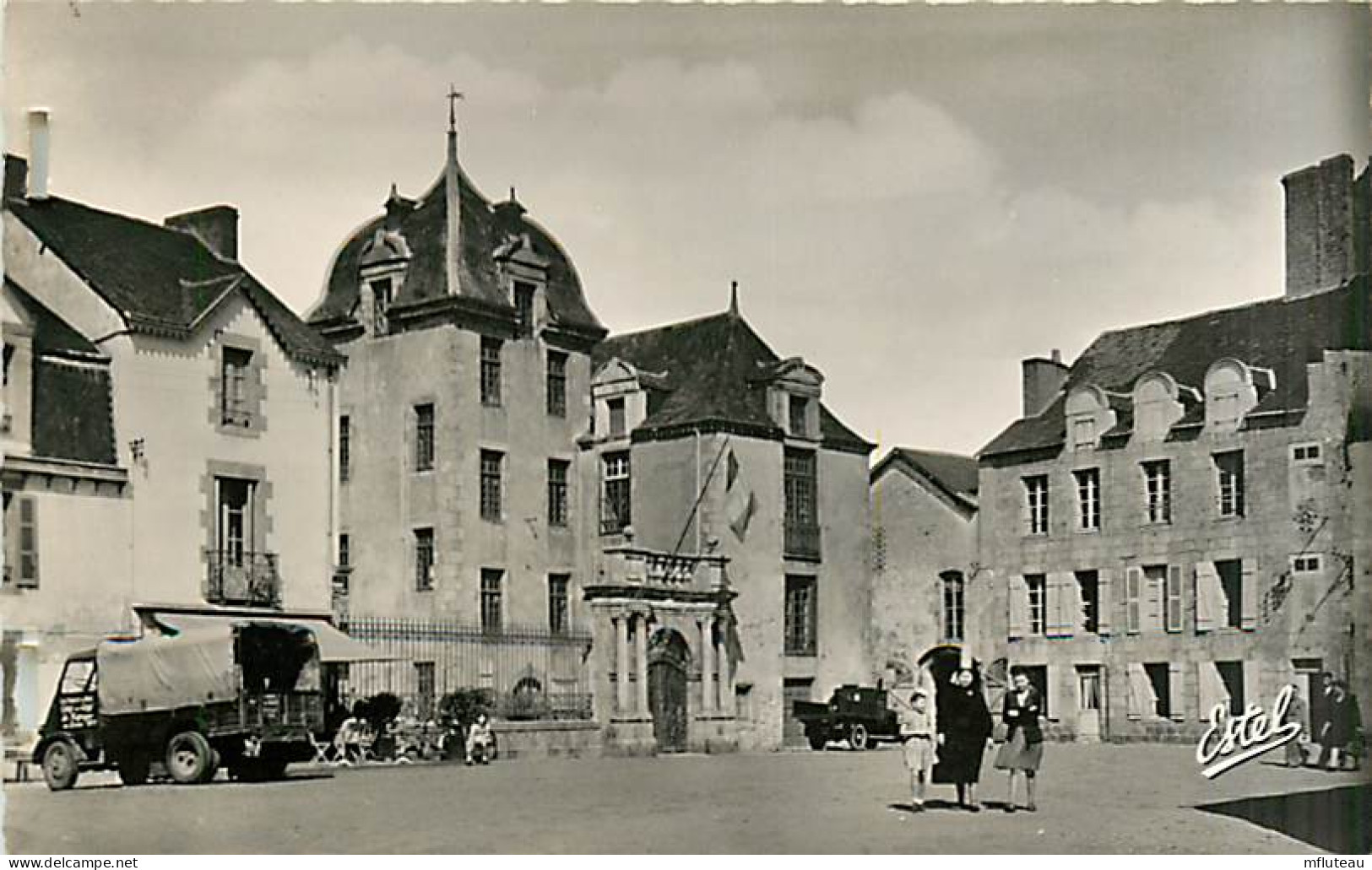 44* LE CROISIC  Hotel De Ville  CPSM (petit Format)                MA93,0535 - Le Croisic