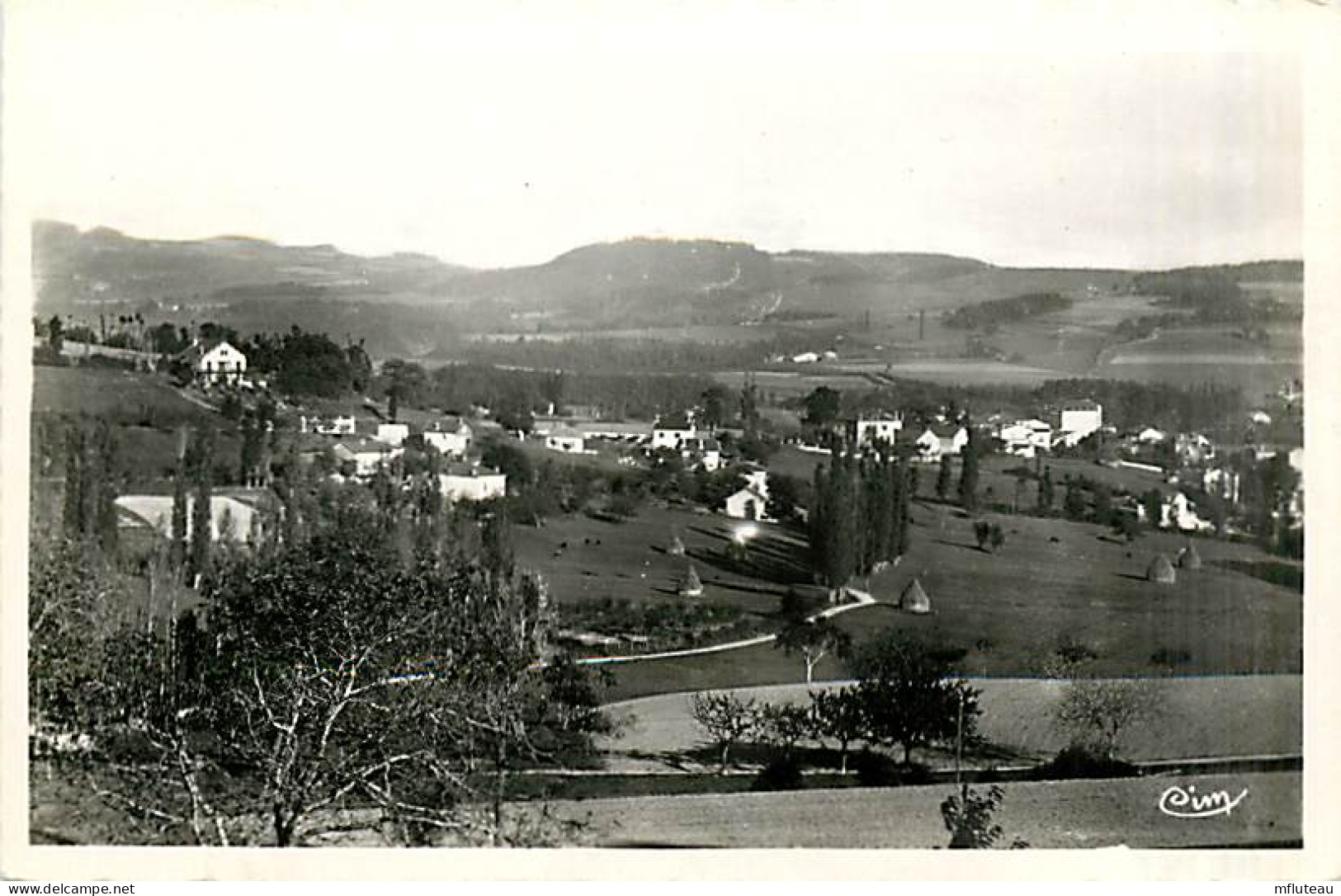 07* ALBOUSSIERE  Hameau Du Verger    CPSM(petit Format)             MA94,0738 - Autres & Non Classés