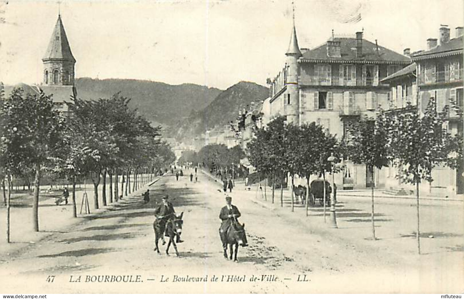 63* LA BOURBOULE  Bd Hotel De Ville                  MA95,0368 - La Bourboule