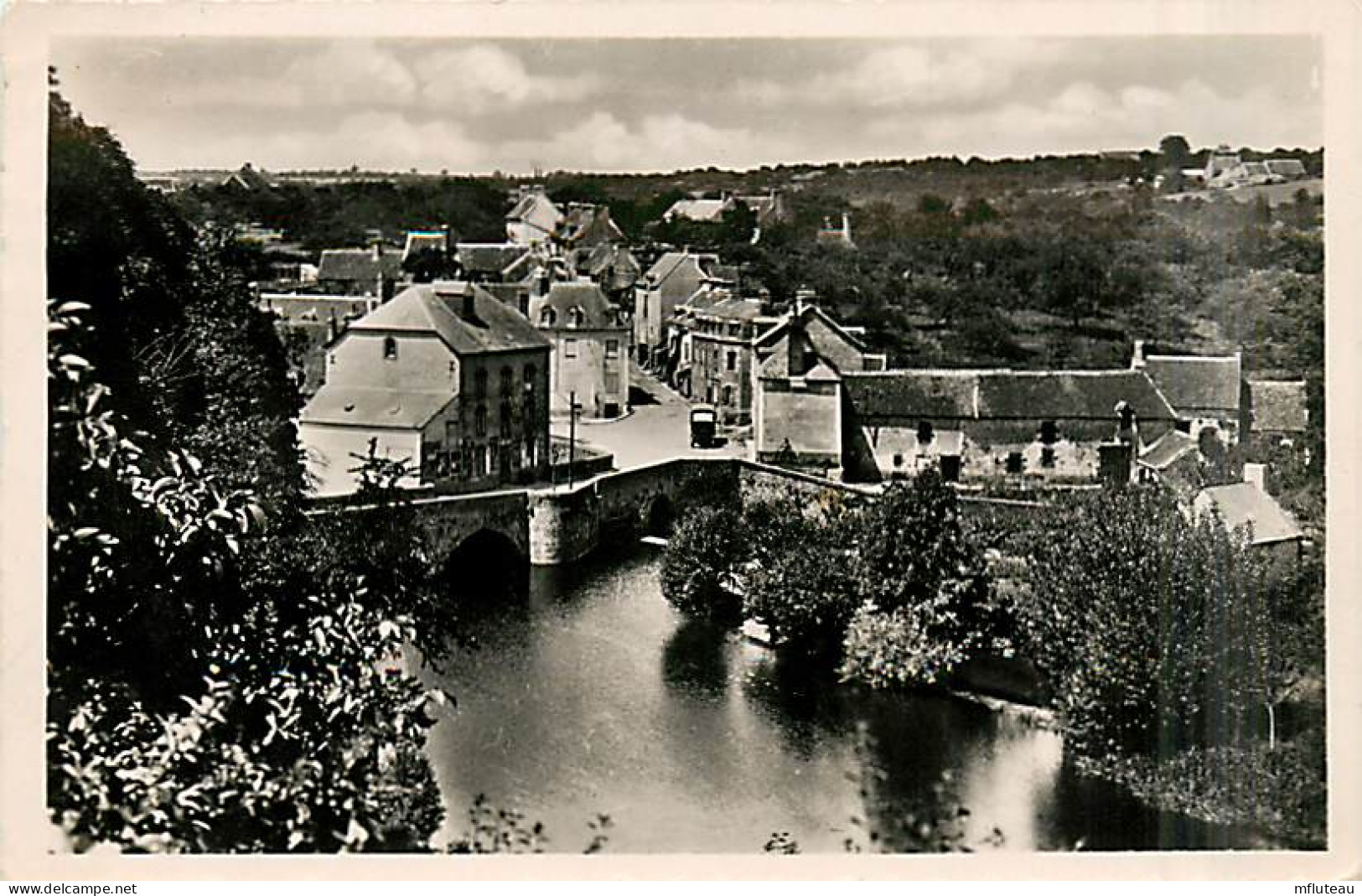 72* FRESNAY SUR SARTHE   Pont Et Moulin  (CPSM Petit Format)                MA95,1192 - Otros & Sin Clasificación