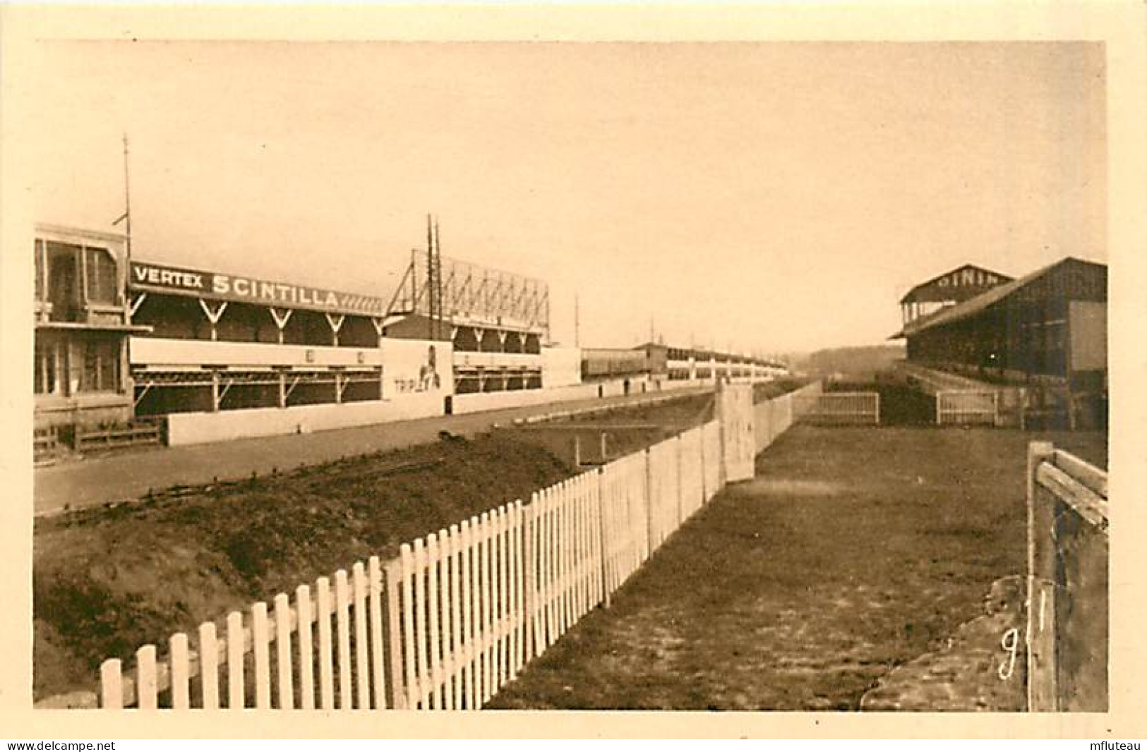 72* CIRCUIT DE LA SARTHE -  Vues Tribunes                   MA95,1153 - Andere & Zonder Classificatie