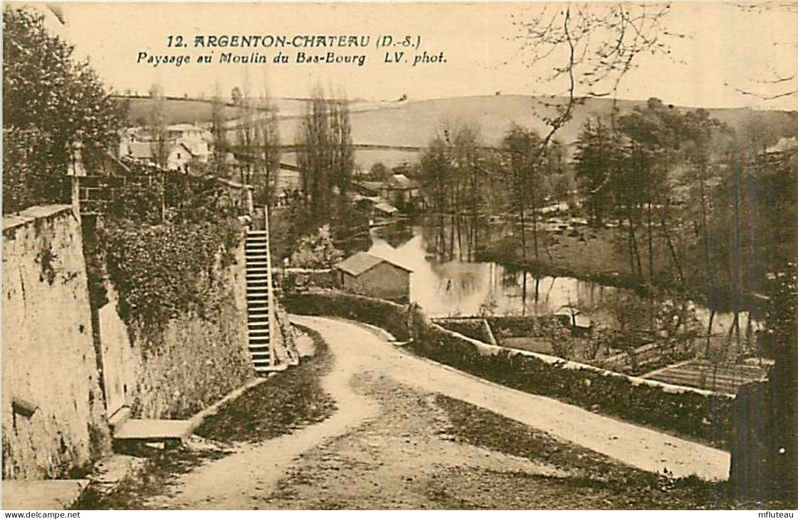 79* ARGENTON CHATEAU  Moulin        MA96,1156 - Argenton Chateau