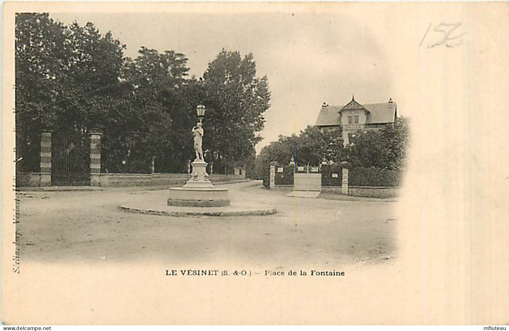 78* LE VESINET Place Fontaine         MA96,1022 - Le Vésinet