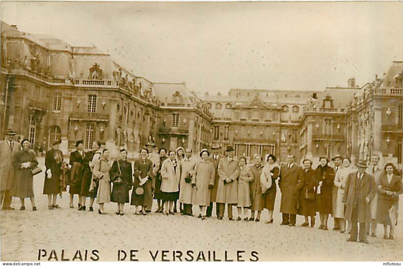 78* VERSAILLES  Carte Photo  Touristes   MA96,0880 - Versailles (Castello)